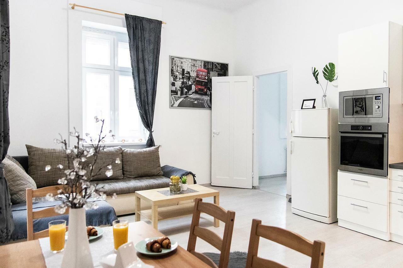 Dora Apartment Near Buda Castle With Parking! Budapest Exterior photo